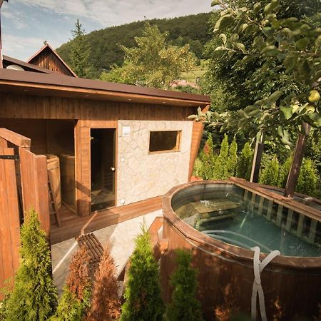 Villa Dumbierka - B&B, Wellness, Brewery, Ebikes Mýto pod Ďumbierom Zewnętrze zdjęcie